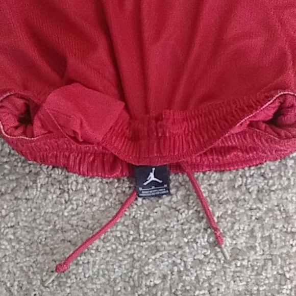 Basketball Shorts - Picture 3 of 4